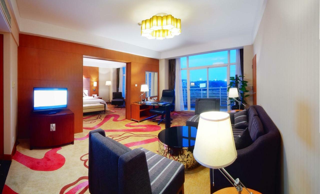 Novotel Bauhinia Shenzhen Extérieur photo